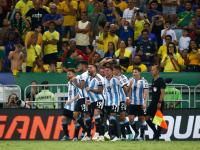 爱游戏官方-阿根廷篮球锦标赛季后赛，球队实力激烈对抗