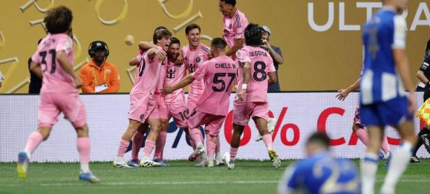 爱游戏大厅-梅西团队合作精彩，取得胜利关键