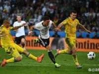 爱游戏在线-德国队遗憾失利，球迷呼吁更强战力