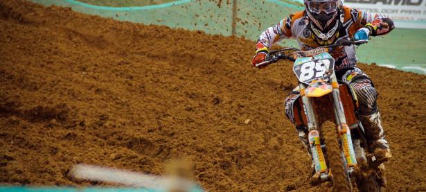 爱游戏在线-唯一性的胜利，拉亚攻防转换核心如何引领南非稳稳拿下塞内加尔