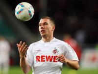 爱游戏官网-银白怒兽的逆袭咆哮—戈贝尔末节接管比赛，打破一切质疑的季后赛之夜