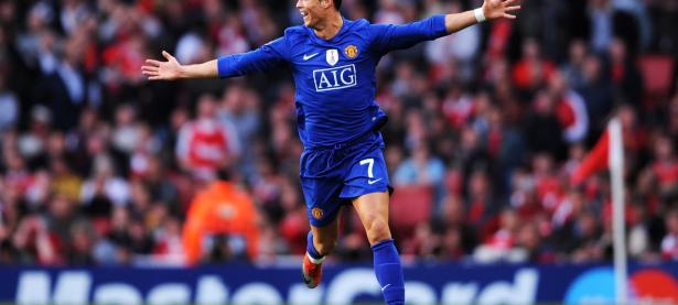 爱游戏官方-跨界统治，从快船鏖战到德甲争冠，两个乔治诠释何为硬仗王者