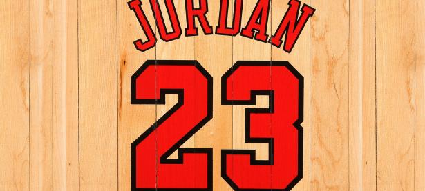 爱游戏在线-双线争冠的唯一性，英超焦点战与上海队强压辽宁队的体育盛宴