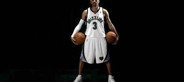 爱游戏官方-当绿衫军的战术板遇见国王的跨界舞台