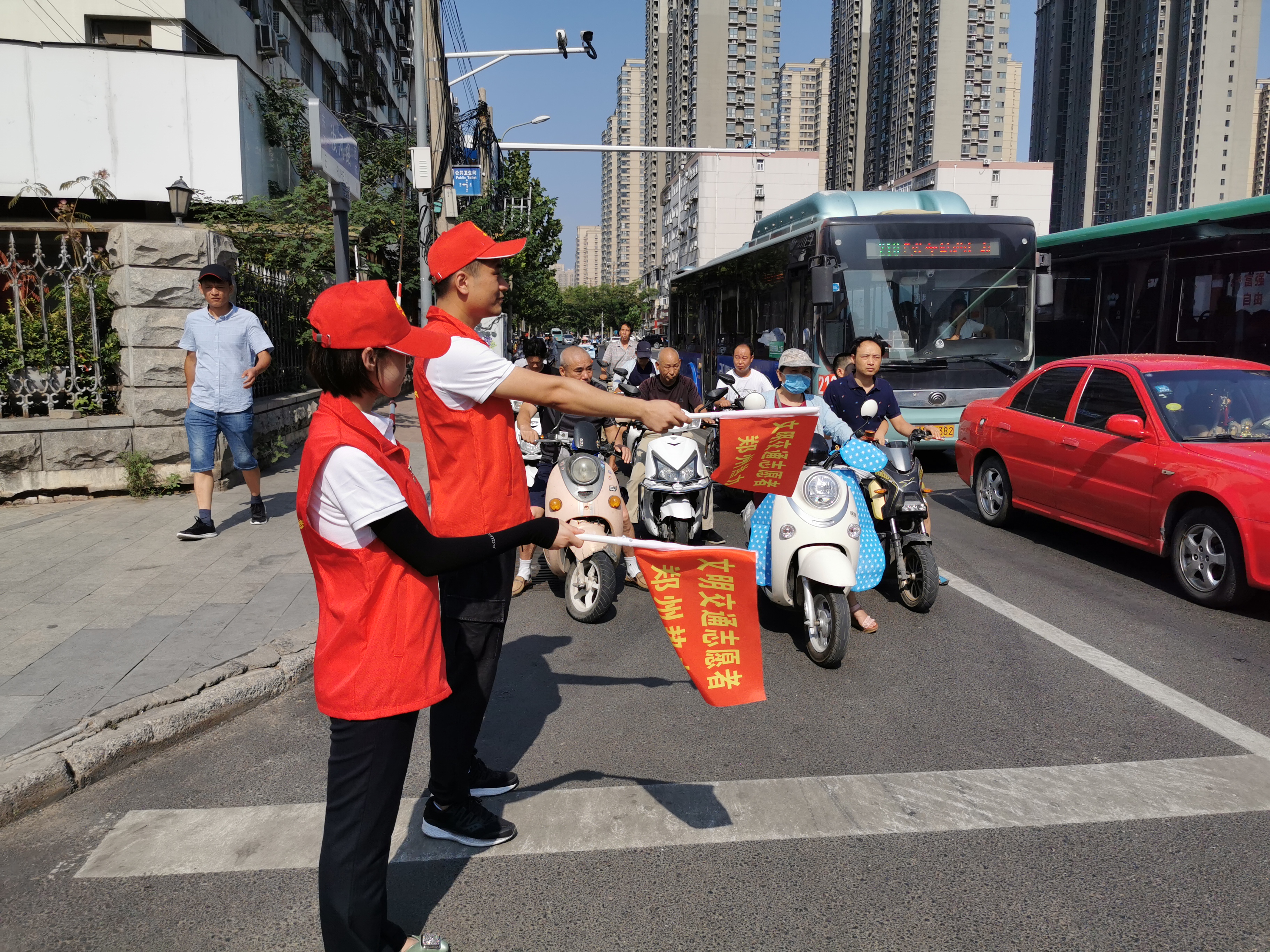 包含郑州绿城迎来挑战，斗志昂扬力争晋级的词条
