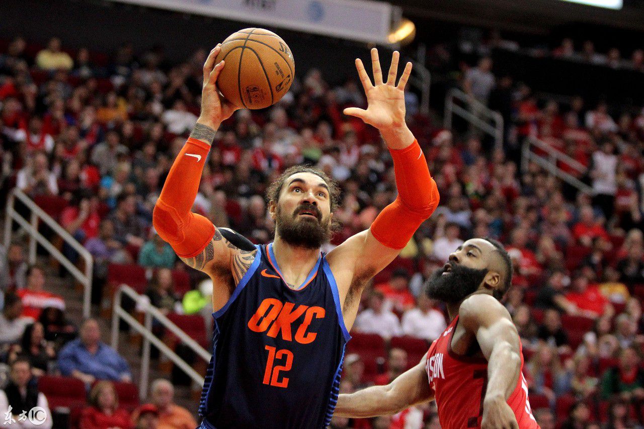 激动人心的比赛:太平洋球队争夺胜利 激动人心的比赛:太平洋球队争夺胜利