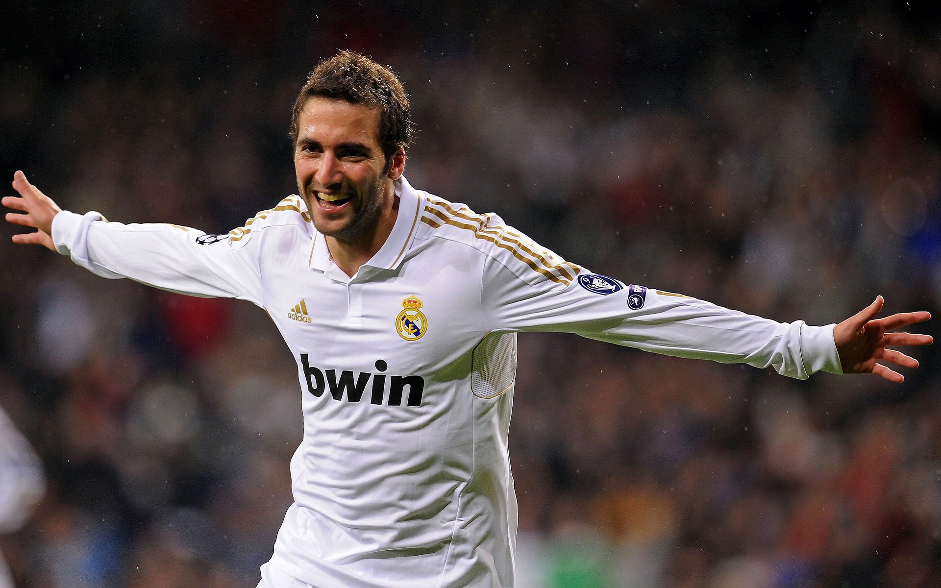 南美风暴,智利碾压式胜利,布鲁诺一锤定音载入史册